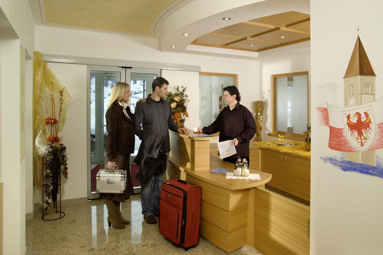 Residence Garni Alpenstern レージア エクステリア 写真